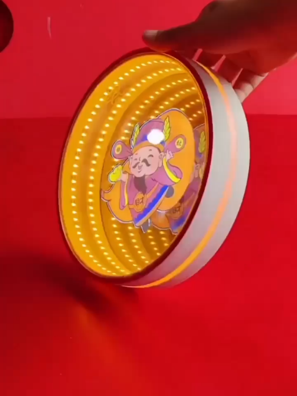 💥Tu error no fue intentar… fue confiar en el curso equivocado. Hoy te muestro lo que puedes lograr con Neón Flex y resina: este increíble espejo infinito, una de las 7 habilidades que aprenderás en nuestro curso completo. 🧠 Si alguna vez fuiste estafado con cursos basura, esto es diferente: es real, práctico y rentable. 🔥 Aprende desde casa, sin máquinas costosas, y transforma tu talento en un negocio. 💡 En solo 7 días, dedicando menos de 2 horas al día, puedes lograrlo. Dale clic al link del perfil y empieza hoy ✨ #neonflex #resinaepoxi #espejoinfinito #emprendiendoando #negociopropio #manualidadescreativas #cursoonline #hazlotumismo #emprendeconarte #ganadineroencasa #artesaníasmodernas #trabajodesdecasa #hechoamano #neonart #neonled