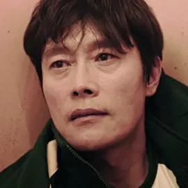 this song with him 🫦 #hwanginho #leebyunghun #frontman #squidgame 