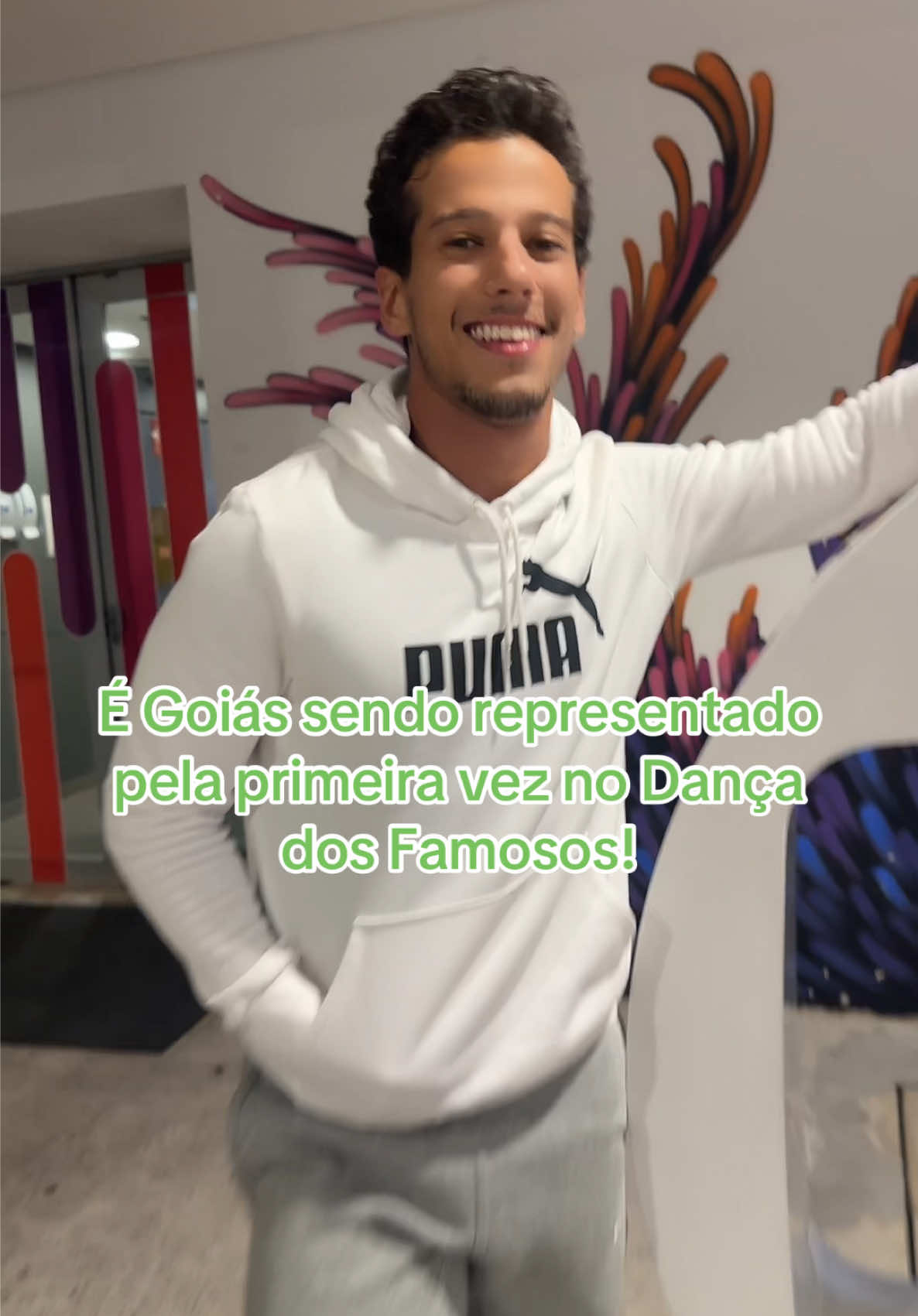 É de Goiânia, é du Goiás!🙅🏻‍♂️😉 #dancadosfamosos #dancinha #foryoupage #viralvideos 