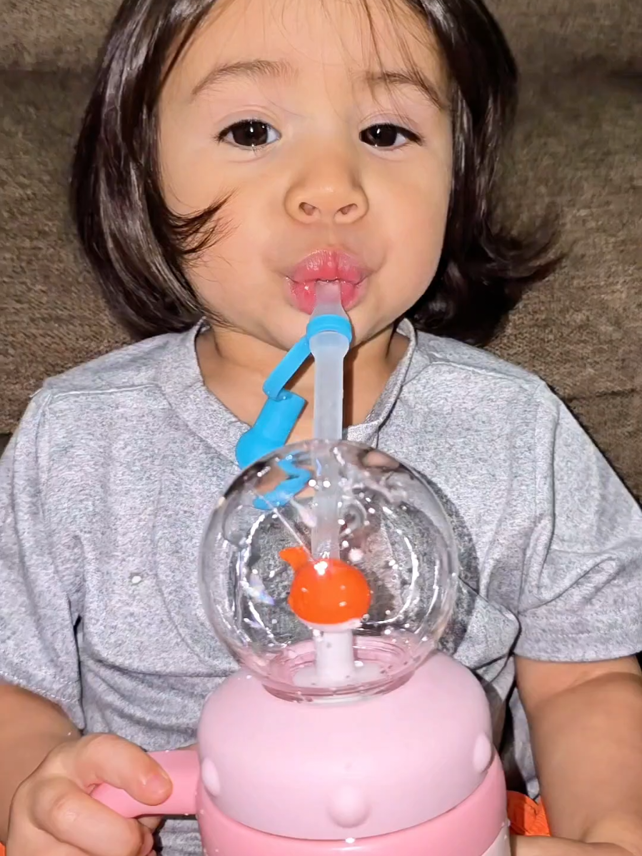 #tumblerwithhandle  #kidstumbler  #comobebetumbler  #dealsforyoudays #tiktokshopbacktoschool 