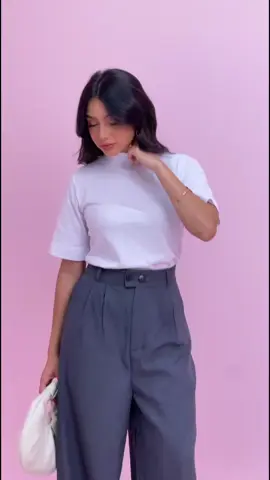 Lançamento de T-shirt Gola alta oversized: 100% algodão 5 cores P M G GG | R$39,80 G1 G2 | R$45,80 #estilo #beleza #modafeminina #t-short #camiseta #golaalta 