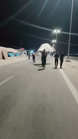 #ياحسين❤️😭 #مشايه_الاربعين #ياحبيبي_ياحســــــــــين #مشايه_للحسين_نتعنه🥺💔🥀 #مشايه_للحسين_نتعنه🥺💔🥀 