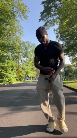 New dc 👀🫣 you guys should try it @clinton. #azonto #ghanapiano #vibes #mujebaya #amapiano #ghana #southafricatiktok🇿🇦 