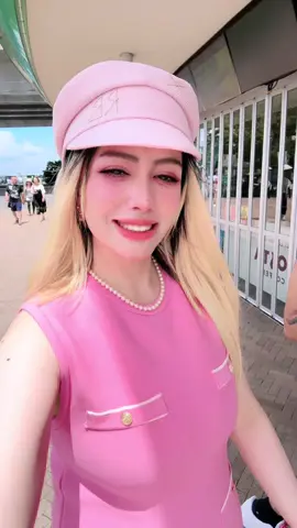 Vocês sempre dizem que eu não gravo #vlogs 🤭 Então, gravei um pedacinho da minha #rotina pra vocês passearem comigo pelo #japao 🩷