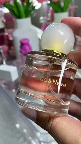 Estou completamente viciada nas miniaturas da Lua&Neve 💗💗💗 #perfumes #miniperfumes #comprinhas #tiktokshop 