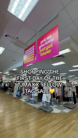 Yellow tag season is FINALLY HERE @TJ Maxx!!!!! Head over to your local TJ before the best finds sell out! #tjmaxx #tjmaxxhaul #tjmaxxfinds #tjmaxxfind #tjmaxxshopping #tjmaxxshopwithme #tjmaxxyellowtags 