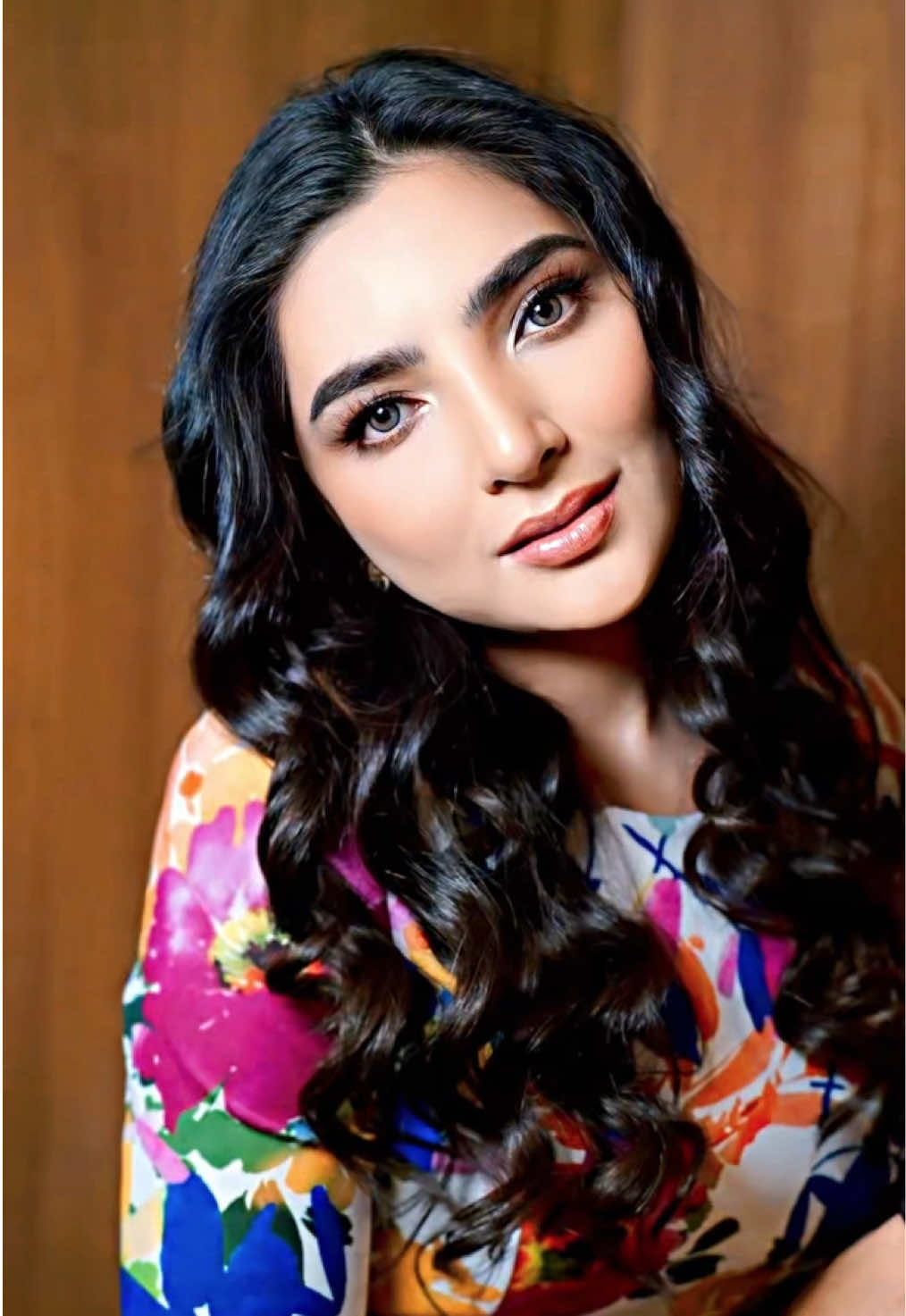 Jangan sampai kelewatan live aku hari ini jam 10 pagiiii! Kita seru2an barenggg dan yang pastinya skincare & makeup aku bakalan ambyaaaarrrr banget 😍🔥