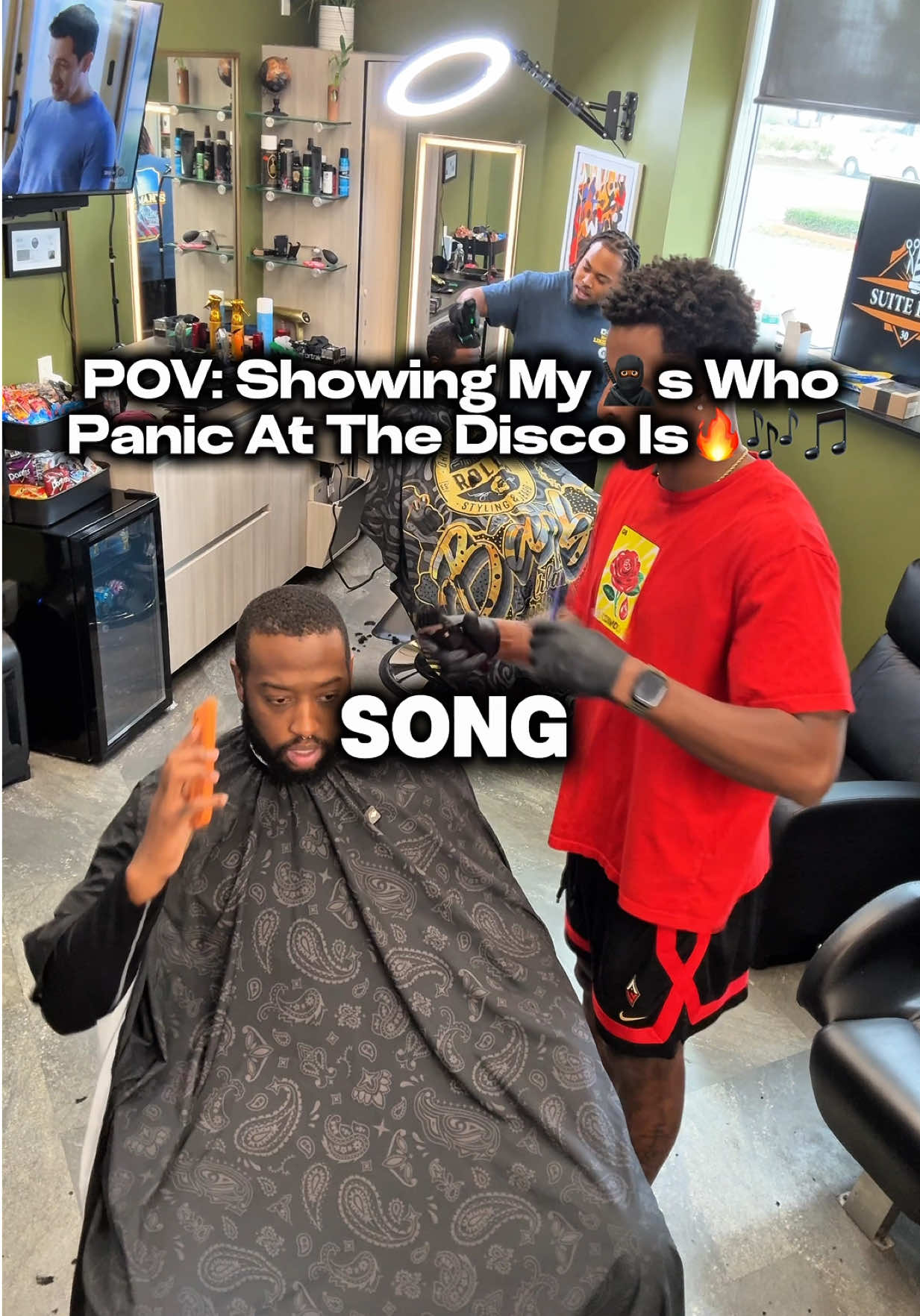 I write sins not tragedies by panic at the disco is an ICONIC song fym?!?!  . . . . . #upland #panicatthedisco #InlandEmpire  #alternative #barbershop                              