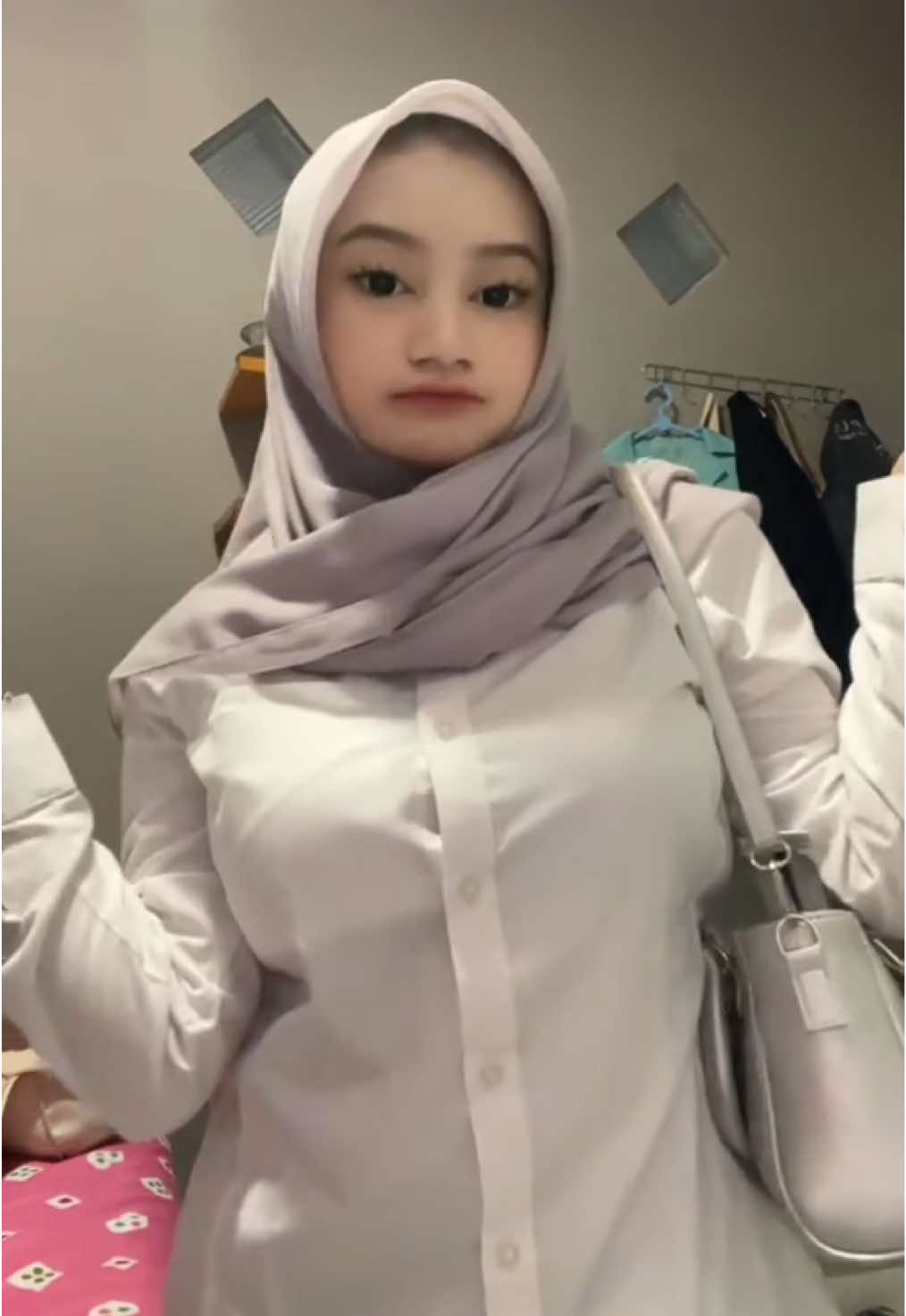sudah lama tida pakai segi 4^^