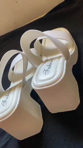 High heel sandal #sandal #fashion #women #footwear #whitesandals #foryou 