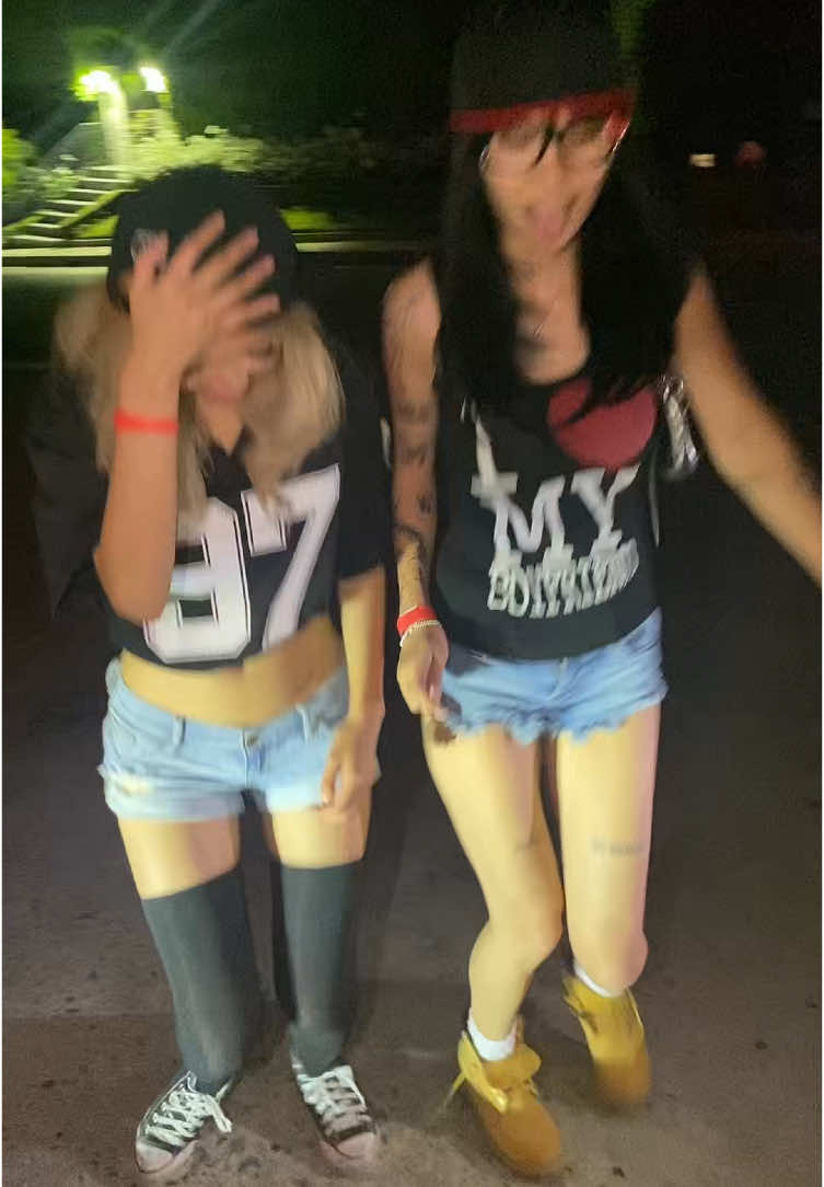 Y’ALL KNOW OUR SWAG NOT OUR STORY @momo 