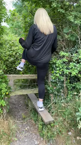 Just an outdoor girls who loves going on an adventure  #outdoorgirl #Outdoors #naturegirl #single #datingadviceformen #singlegirl #northcarolinagirl 