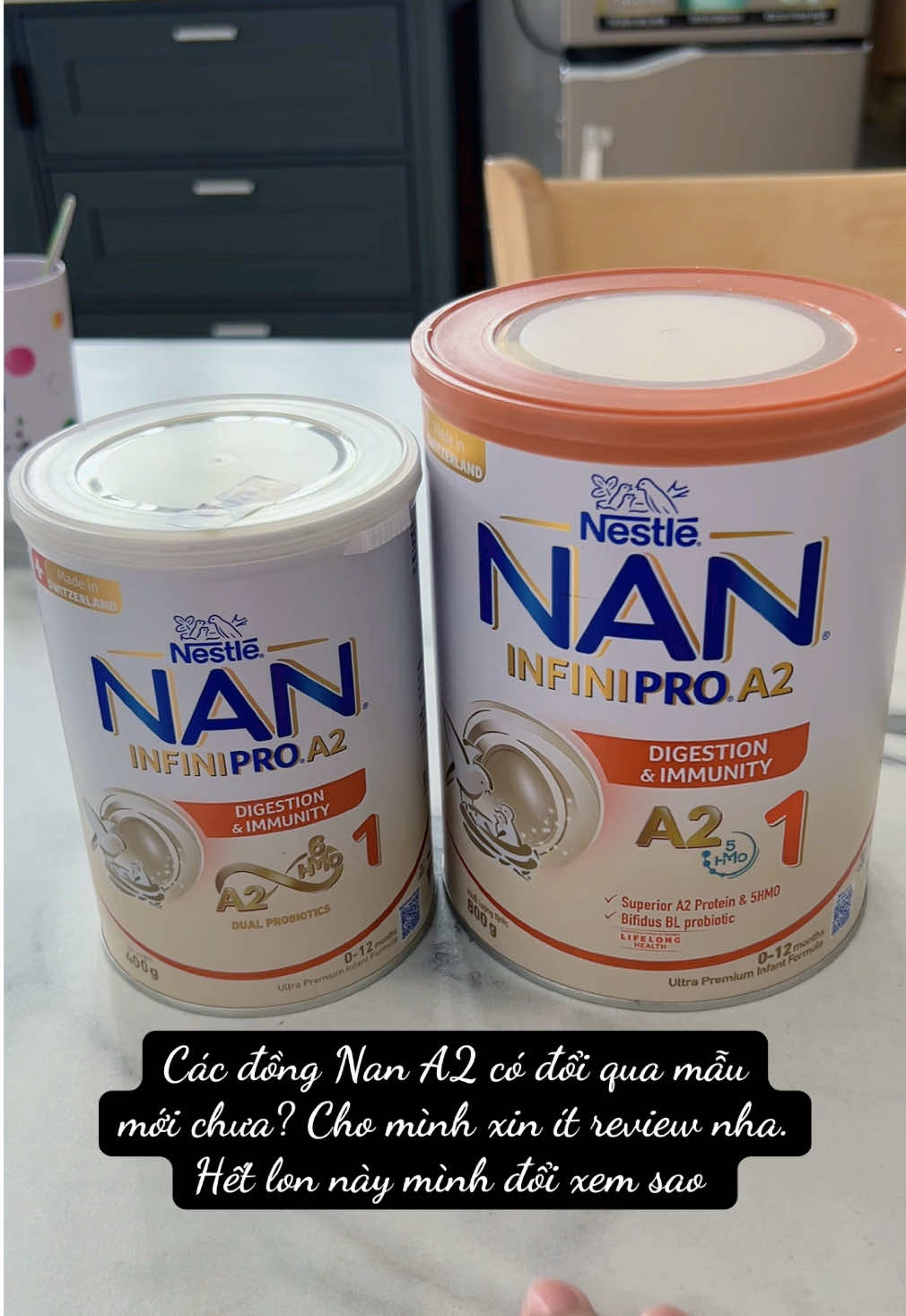 Đã múc Nan A2 mẫu mới. Để dùng hết lon cũ đổi qua mẫu mới xem sao. Thấy gi.á cũng chênh lệch nhiều. Các mom đã ai cho bé dùng chưa? #sữacôngthức #reviewsua #mebimsuachamcon #mebimreview #nestle #naninfiniproa2 