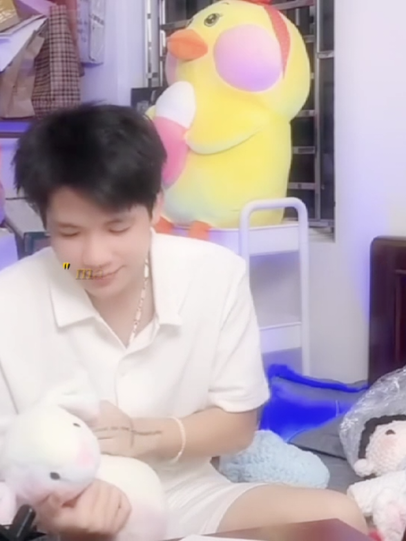 Mà giờ đây chẳng thể quên đc anh..Thôi e đành cất hết kỉ niệm đẹp..🖤 #nho #phantrongduong33 #xhhhhhhhhhhhhhhhhhhhhhhh #nhoD