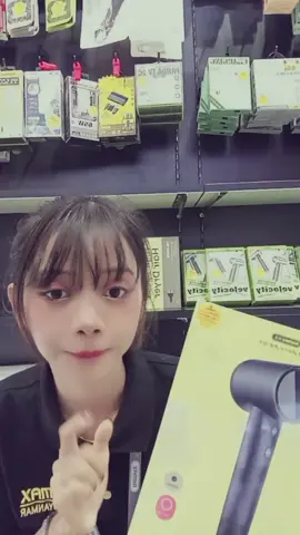 #remaxhairdryer #hairdrye #RSHD06#Lifestyle #fouryoupage #foryou #remaxကနေ#hairdryeအသစ်လေးထုတ်ထာပါတယ်ရှင့်#1.Hot air,warm air,cool air#Red,orange,green,yellow temperature indicatorlight ring,Logo with ambient light