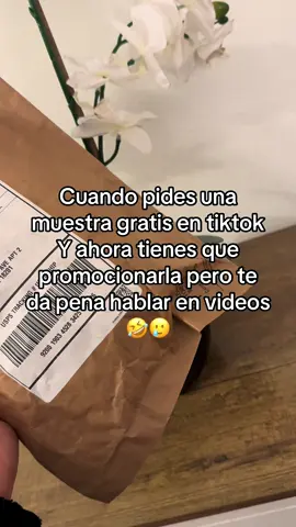 Al fin llegó la primera de tantas🤣🙌🏻  #skincare #tiktokshop #muestrasgratis #fypシ #parati 