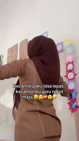 #pageforyou_🔥 #fyyyyyyyyyyyyyyyyyy #viralvideo #masukberandafyp #viral #ibugurucantik #gurumuda #ibuguru #gurutiktok #pageforyou #masukberandafypシ #masyaallahtabarakkallah 