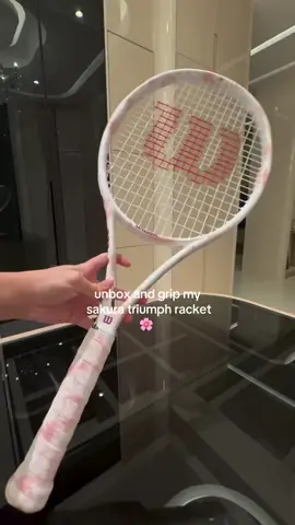 Unboxing triumph se Sakura Wilson racket 