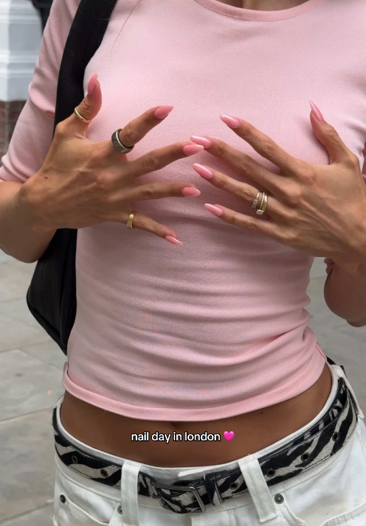 in my girly era apparently 🩷 #nailart #chrome #biab #nailday 