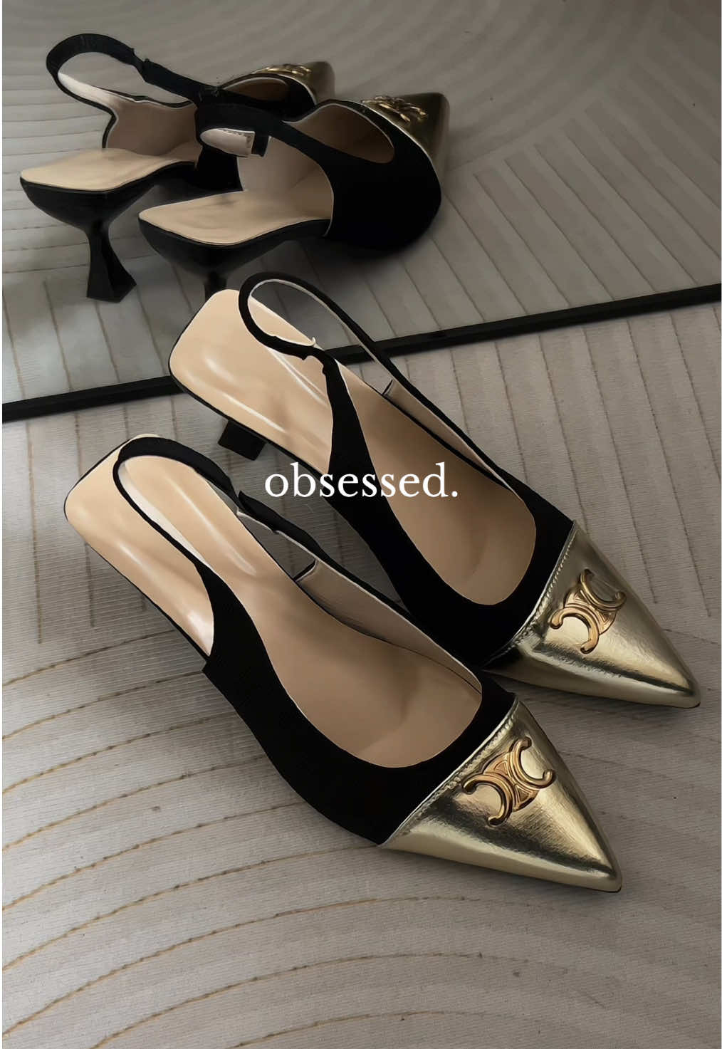 ❤️‍🔥 #pointedtoeheels #shoesforwomen #pointedsandals #stiletto 