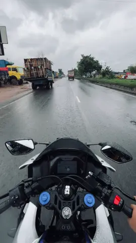 Morning solo ride with your machine and this weather 🖤!! ##foryou##esham_2_0##fypシ##r15m##bikelover##bike##fyp##bikelife##foryoupage