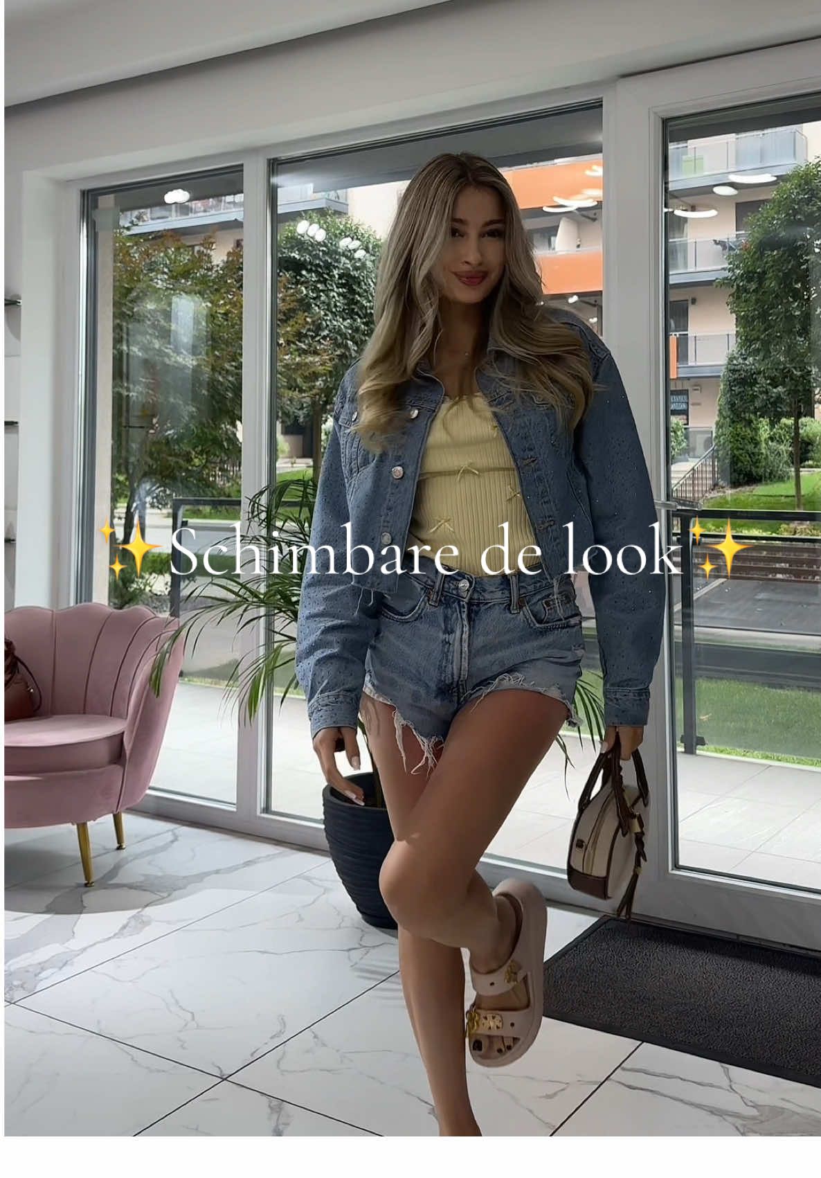 Eu merg doar la @seforalazarut pt vopsit și tuns la salonul La Beaute de Sefora✨ 🧚🏻‍♀️🫶🏻 #blondehair #blondebalayage #blondehairstyles #balayage #balayagehair #balayagehighlights 