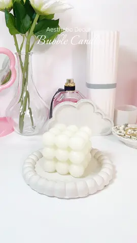 can we talk about how cute this bubble candle is? my new fave table decor find 🤍🕯️ #aestheticdecor #tabledecor #bubblecandle #candle #tablesetup #scentedcandle 