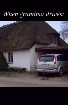 When grandma drives 😂😂😂 #beautiful #OMG #laugh #fail #help 