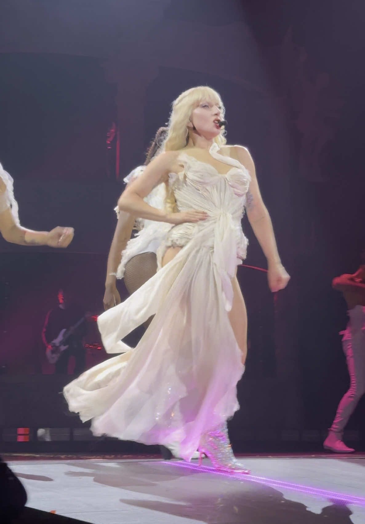 this is the best gaga video ever recorded by the way #mayhemball @ladygaga 