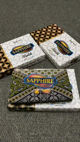 SARUNG BATIK dari SAPPHIRE, super istimewa dengan harga 100k an untuk kualitas nya sangat” bagus, tidak kaku & tidak luntur 🥰😋 buat majelisan/santai cocok baget…… #sarung #sapphire #batik #terbaru #kualitaspremium👍🥰 #istimewa #romendasi #buatsantai #majlisan 