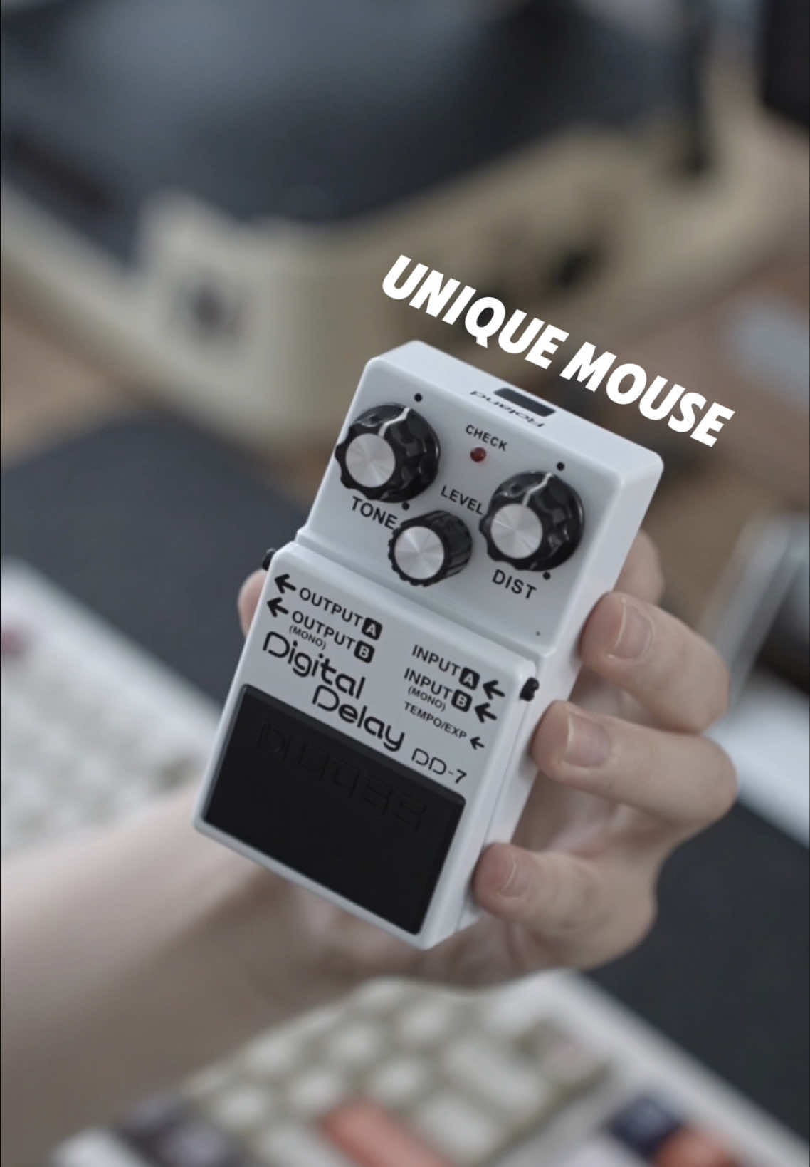 Have you ever seen such a mouse? #CreativeDesign#Boss#UniqueMouse#DesktopDecoration#PersonalizedAccessories #remotework #Roland #desk #retro 