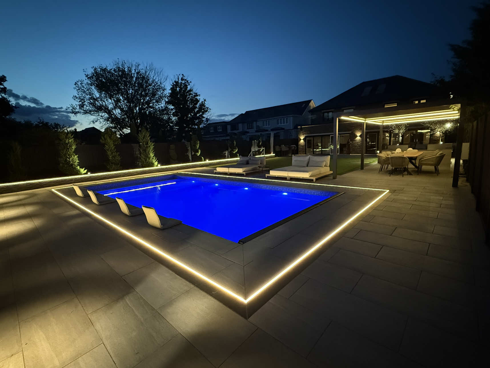 Our Garden everyone 🥹🥹 it’s finally complete and I couldn’t be anymore happier ♥️ #fyp #dreamhome #familytime #houseoftiktok #pool 