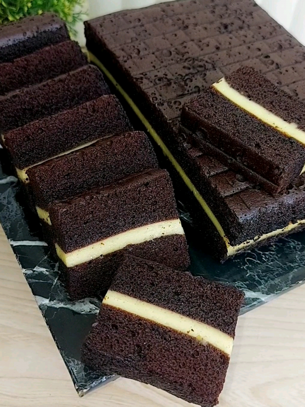 BROWNIES KUKUS PREMIUM #resep #brownieskukus #brownie #resepbrownies #idejualan #browniskeju 