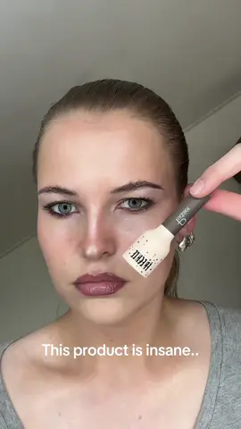 How to create the perfect freckles?! Product from @Pudaier Cosmetics #freckles #freckle #makeuptutorials #makeup 