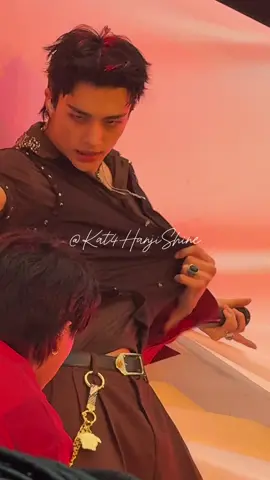 Hyunjin escape Paris day 2 250727