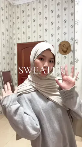 Membalas @lollipopiiu୨ৎ ga nerawang sama sekali yaa kak✨ #sweater #sweatermurah #sweaterkorea #koreanstyle #casualoutfit #sweateroversize 