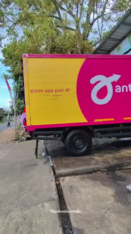 truk anteraja sdh hadir di Go wash cuci salju monggo yang belum hadir #anteraja #supirtrukindonesia #karanganyar24jam #jumapolokaranganyar #fypシ゚ #driverbusindonesia🇮🇩 #truckoleng #truckmaniaindonesia 