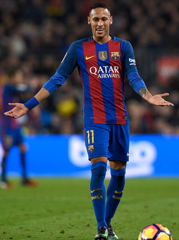 momen pemain madrid di buat kewalahan saat menghadapi prime neymar🤙 ada yang tahu ini match tahun brpa? . . . #neymar #barcelona #football #jjbola #fypツ 