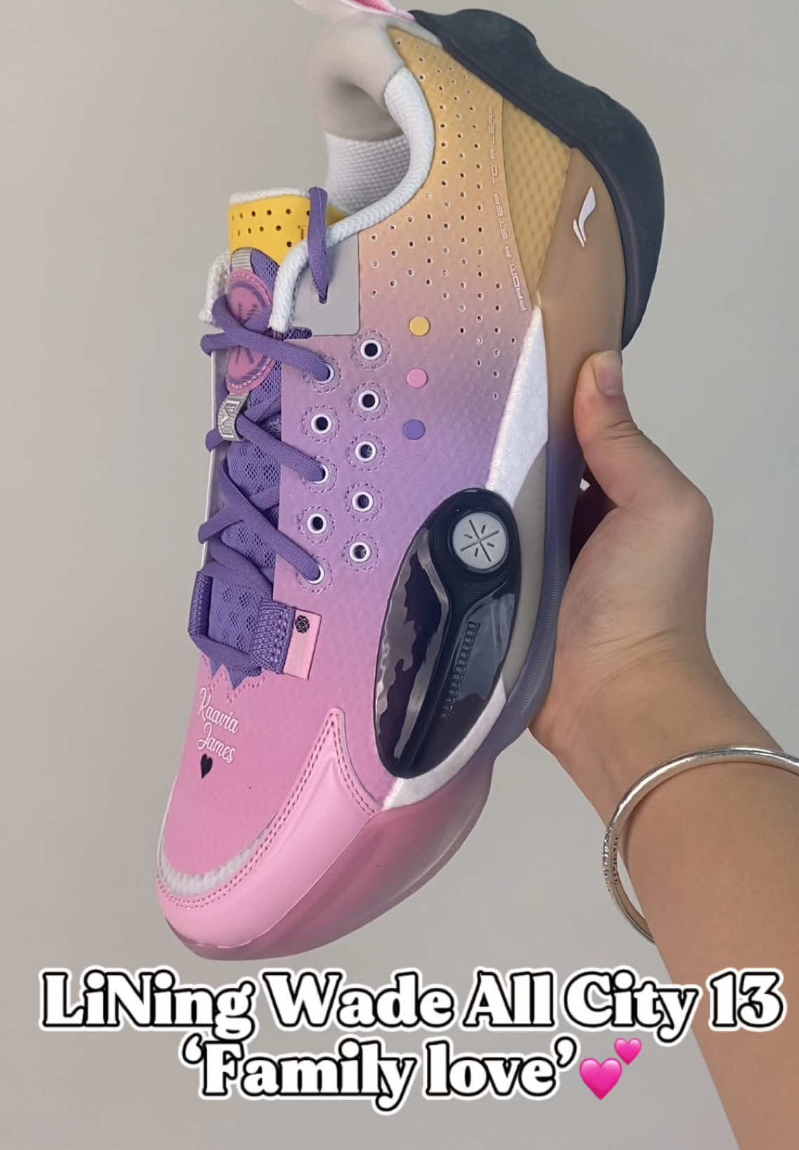 LiNing Wade All City 13 ‘Family Love’ Check it at kicksown.com  . . #sneakers #basketball #lakers #kobe5 #kicks     