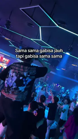 Bodoh amat tapi aslinya kepikiran 🤪 #fypシ゚viral🖤tiktok #helensplaymart #helensnightmart #partygame #foryoupage #makassar 