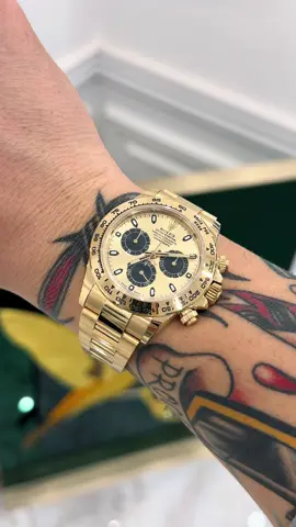 cchiù ggiallo d''e facce loro🥱 @le one @le one fanpage  #perte #neipertee #andiamoneiperte #goforyou #voliamoneiperte #rolex #DAYTONA #leone #yamal 