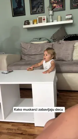 Napisi kako ti zabavljas svoje dete 🤣