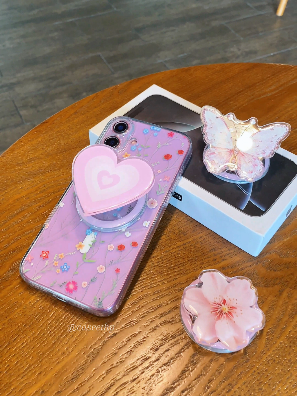 I feel so stylish and secure with my phone now!!!🤖#magneticphonegrip  #magsafeloopgrip  #tiktokshopbacktoschool  #tiktokshopfinds  #ringgrip  #magsafegrip  #magsafephoneholder  #loopgrips #strapgrip #fingergrip #cellphonegrip #phoneaccessories #phonegrip #phoneholder #siliconeloopgrip #musthaves #yt 