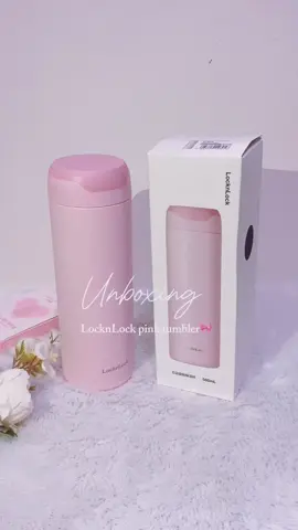 July best buy >> soft-pink tumbler yang tahan es batu seharian dan gak ada drama tumpah 🤏🏻 #tumbler #tumblerlockandlock #locknlock #tumblertahandingin #tumblergemes #tumbleraesthetic 