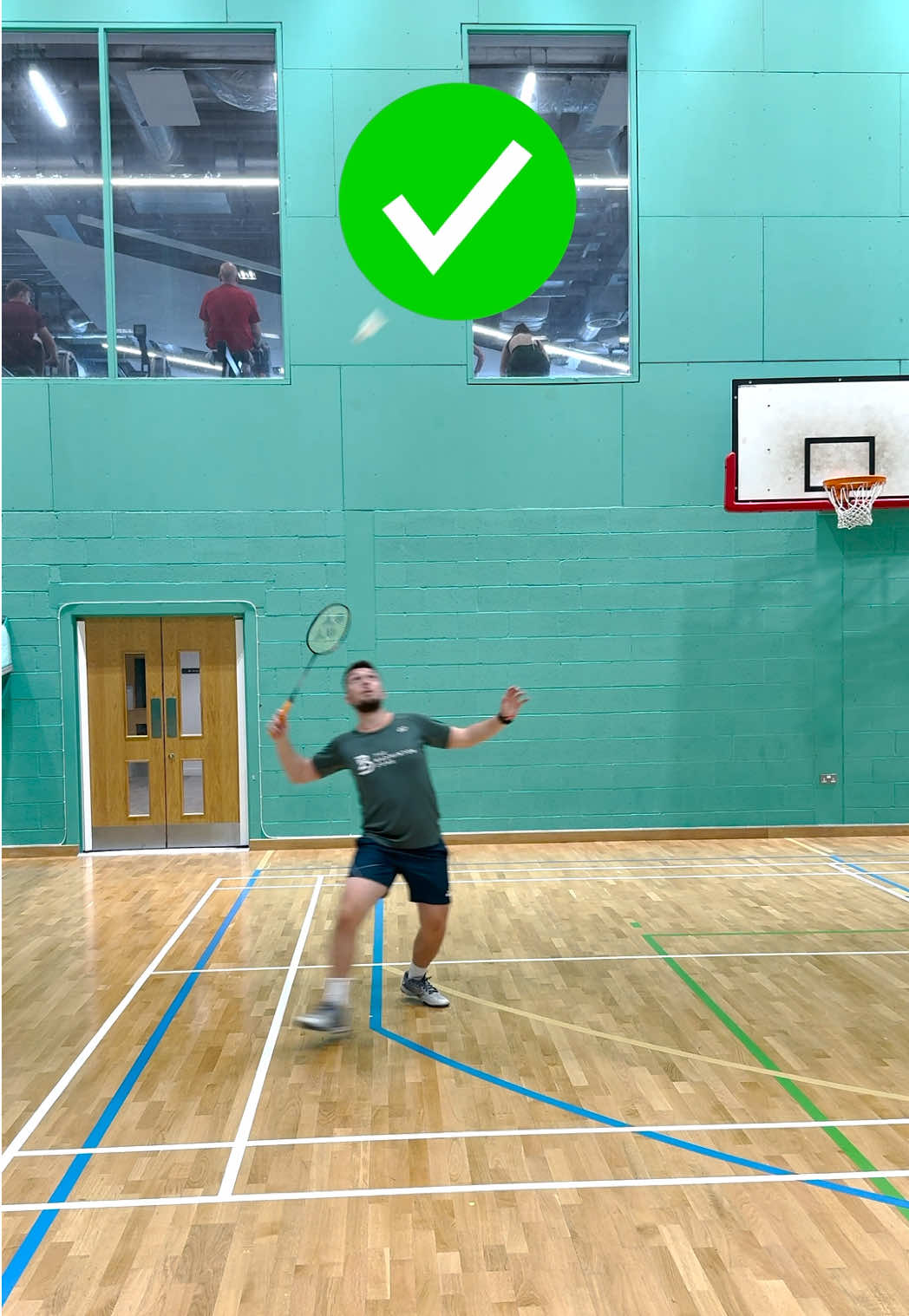 Badminton forehand rear corner fix. Don’t track the shuttle with your racket. Think about turning the chest and allowing the racket to prep earlier, this allows a smooth and controlled follow through. This can help your recovery back into court and help with the consistency of the shot. #badminton #badmintonplayer #badmintonindonesia #badmintonskills #badmintonlovers #badmintonmalaysia 