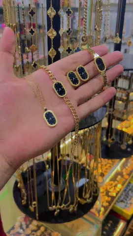 Shop Address:Main Transformer  Sadiqabad Rawalpindi  WhatsApp No:03058574762 Instagram Id- Stock_Stow Facebook Id-Stockstow Website:Stockstow.com #jeweller#cosmetics#necklace#brecelet#brandedjewelery 