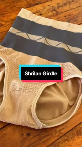 Replying to @𝒶𝓂𝒾𝓈𝓎𝒶 𐙚 Perut sejuk, angin masuk badan?ShriLan Heating Girdle bantu kekalkan kehangatan rahim, bentuk perut lebih kemas & selesa dipakai setiap hari 😍 Lepas bersalin pun masih rasa ringan & confident 💃 Harga murah je tapi fungsi macam shapewear mahal 😎#ShriLanGirdle#ShriLanGirdlegPanties #PerutKemas #girdlepremium  #girdlelepasbersalin 