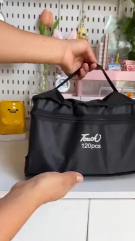 🖊️ Kit de canetas marcadoras ponta dupla, cores vibrantes e acabamento profissional. Ideal pra arte, desenho, lettering e pintura. De 12 a 120 cores com maleta top! #CanetasColoridas #Desenho #Lettering #Pintura #ArteCriativa #MateriaisArtísticos #TikTokShop 