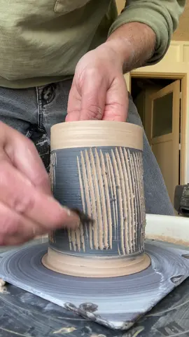 #fyp #ceramics #pottery #potterytiktok#ceramicsfyp #satisfying #potteryporn 