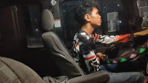 #cambodia🇰🇭 #fyp #តៃកុងឡានវ័យក្មេង💗🦋🚚 